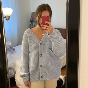 Oversized light blue ZARA cardigan 💙